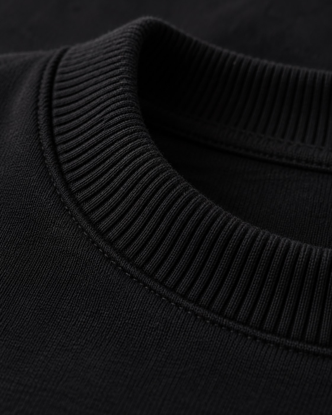 Ribbed collar on a heavyweight sweater